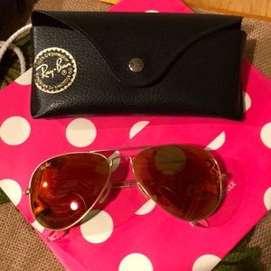 Orange Mirror reflection Ray Ban